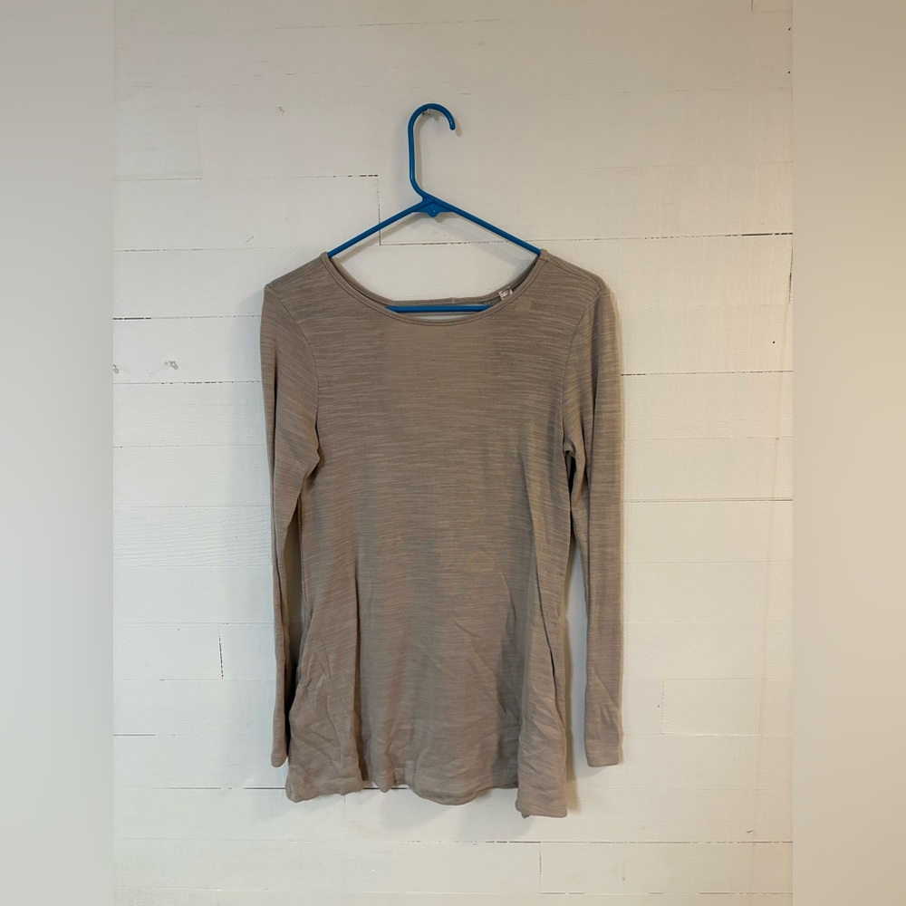 Ritual Taupe Long Sleeve Scoop Back Top Women’s Size Large